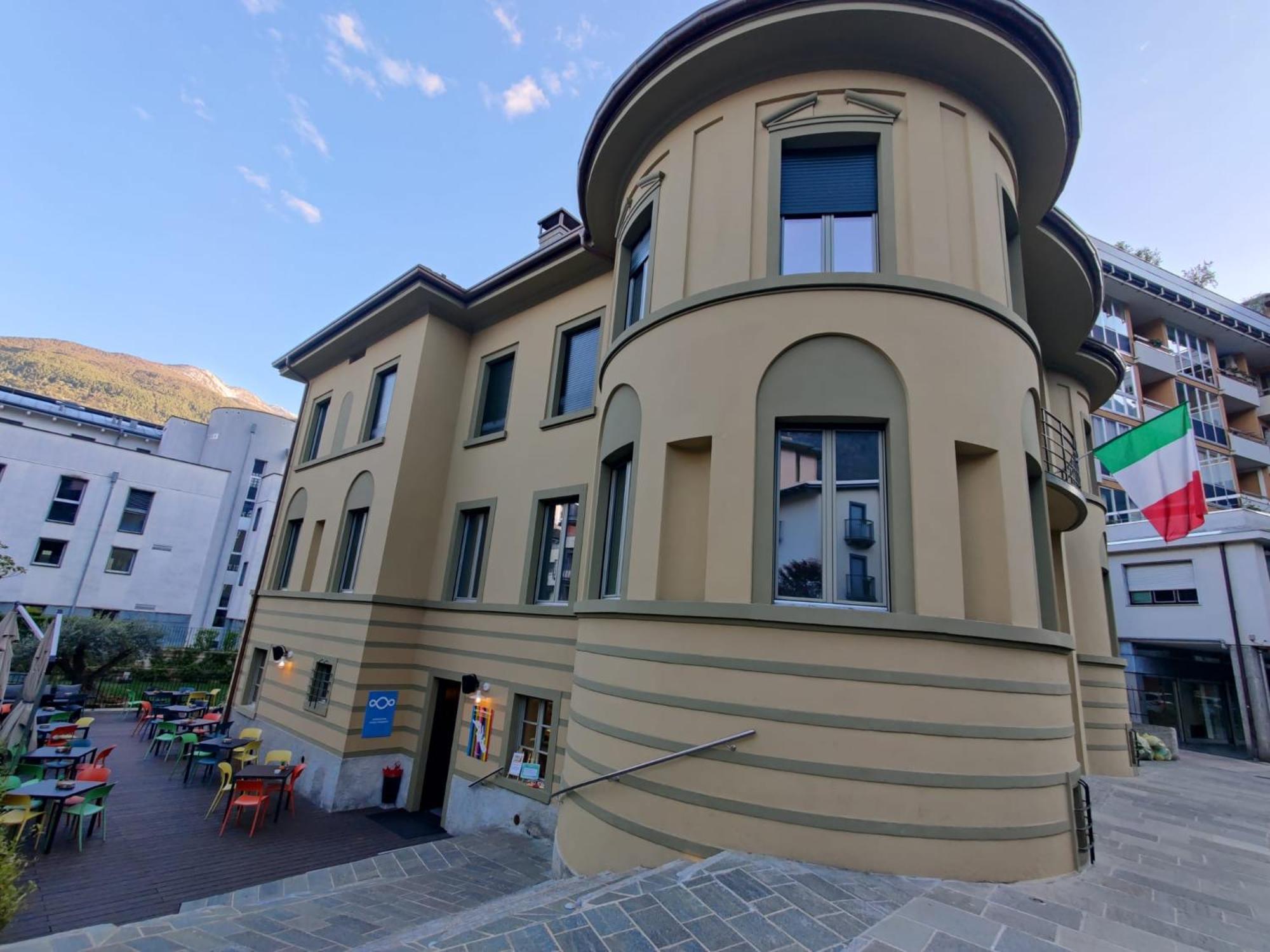 Freeabile Hotel Сондрио Екстериор снимка